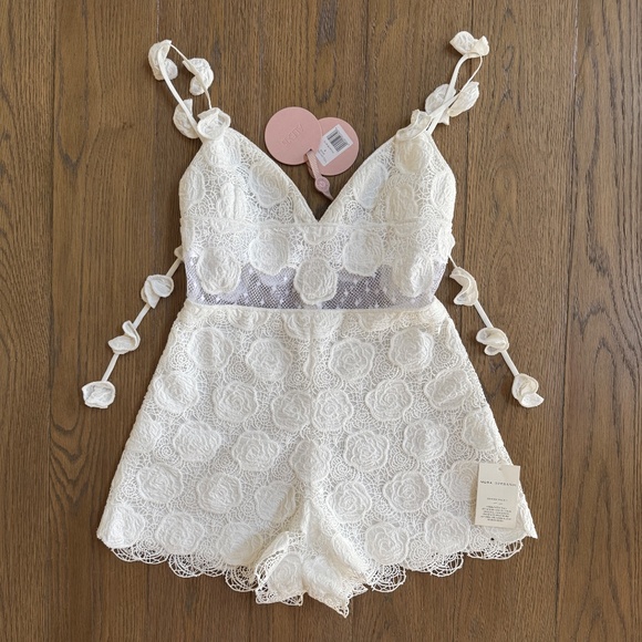 Alexis Stellah Romper New With Tags Size Small - Picture 14 of 15